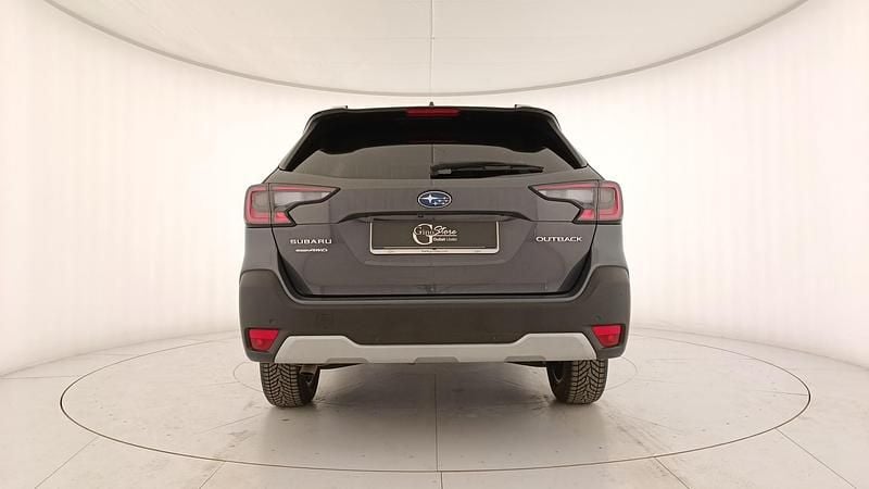 Usata Subaru Outback Premium 169 CV (124 kW) 2024 Grigio Station wagon