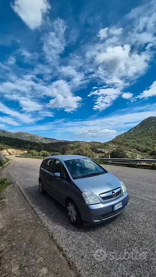Usata Opel Meriva 75 CV (55 kW) 2003 Monovolume