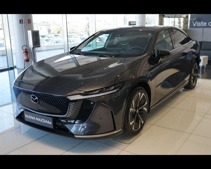 Nuova Mazda 6e Takumi-Line 60 kW (82 CV) 2026 Machine gray [] Berlina
