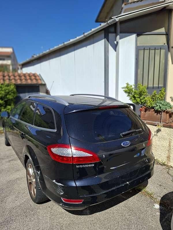 Usata Ford Mondeo Titanium 140 CV (102 kW) 2010 Nero Station wagon