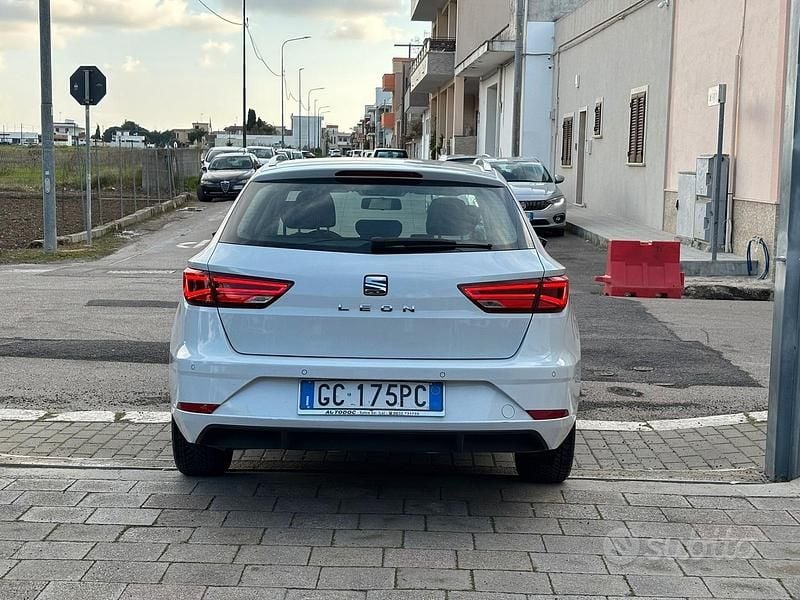 Usata Seat Leon ST 115 CV (84 kW) 2020 Bianco Station wagon