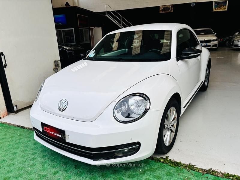Bianco Usata 2012 VW Maggiolino Design Tre volumi | 7500 € (Buon prezzo) - Immagine 1/4