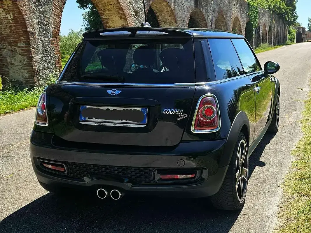 Usata Mini Cooper SD 143 CV (105 kW) 2013 Nero Utilitaria