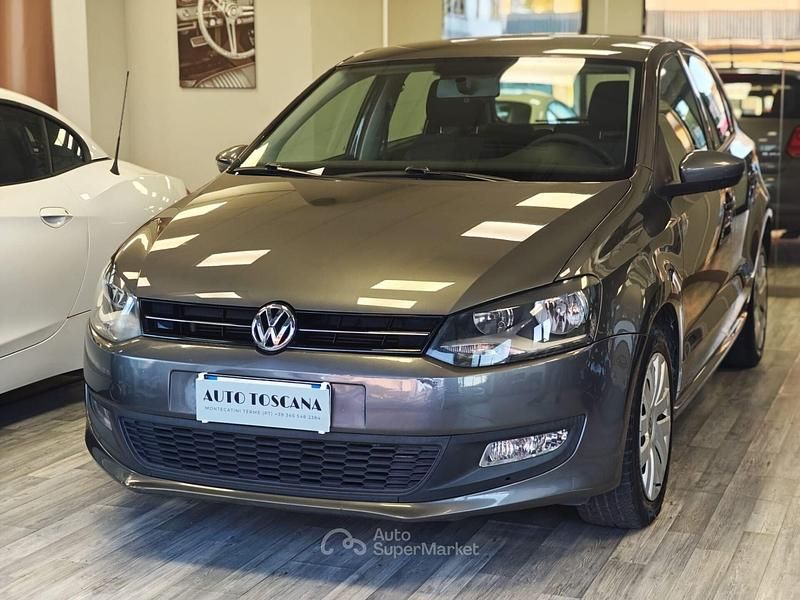 Usata VW Polo Comfortline 75 CV (55 kW) 2013 Grigio Utilitaria