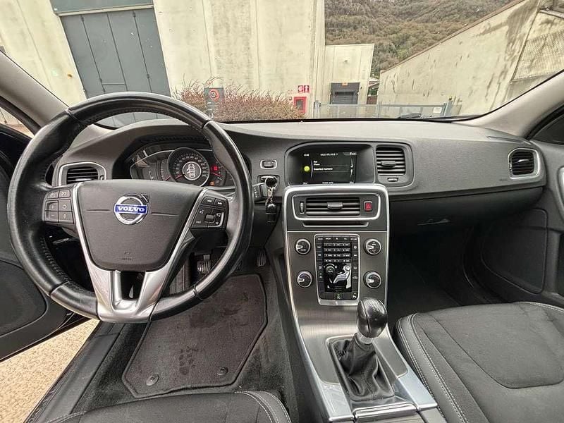 Usata Volvo S60 114 CV (83 kW) 2015 Nero Berlina