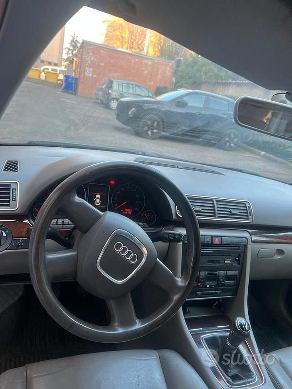 Usata Audi A4 116 CV (85 kW) 2005 Berlina