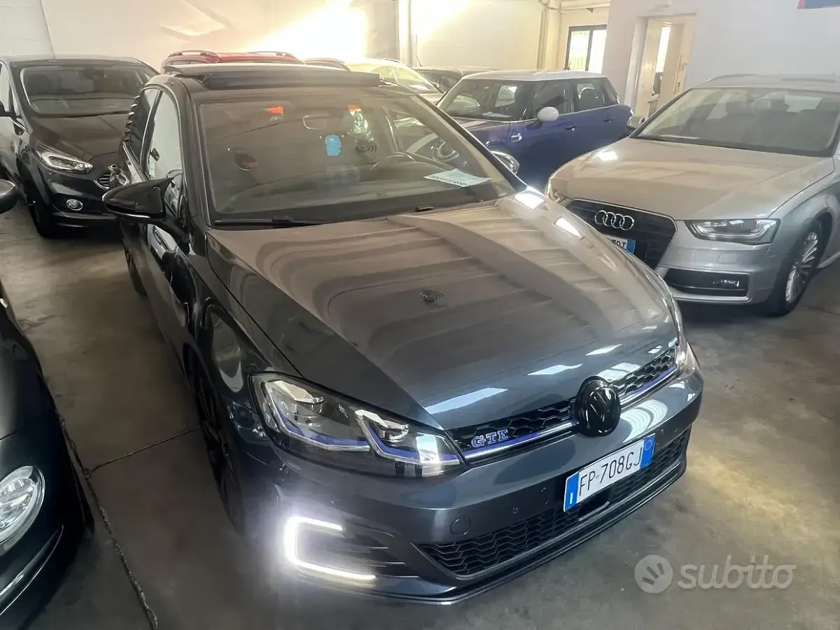 Używany VW Golf VII Sport 150 KM (110 kW) 2018 Niebieski Sedan/Limuzyna