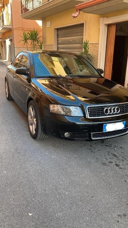Usata Audi A4 130 CV (95 kW) 2003 Nero Berlina