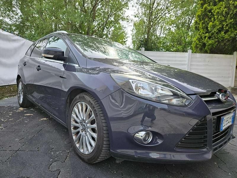 Usata Ford Focus Titanium 116 CV (85 kW) 2012 Blu/azzurro Station wagon
