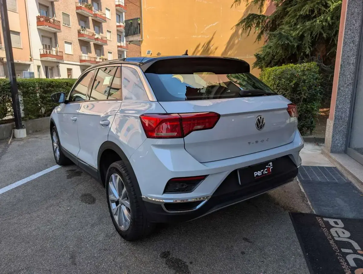Usata VW T-Roc Advance 116 CV (85 kW) 2019 Grigio SUV