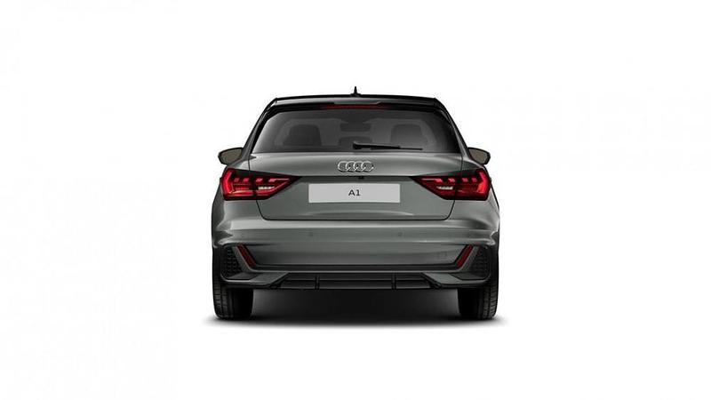 Nuova Audi A1 Sportback S-Line 116 CV (85 kW) 2026 Grigio chronos metallizzato nero mito me Utilitaria