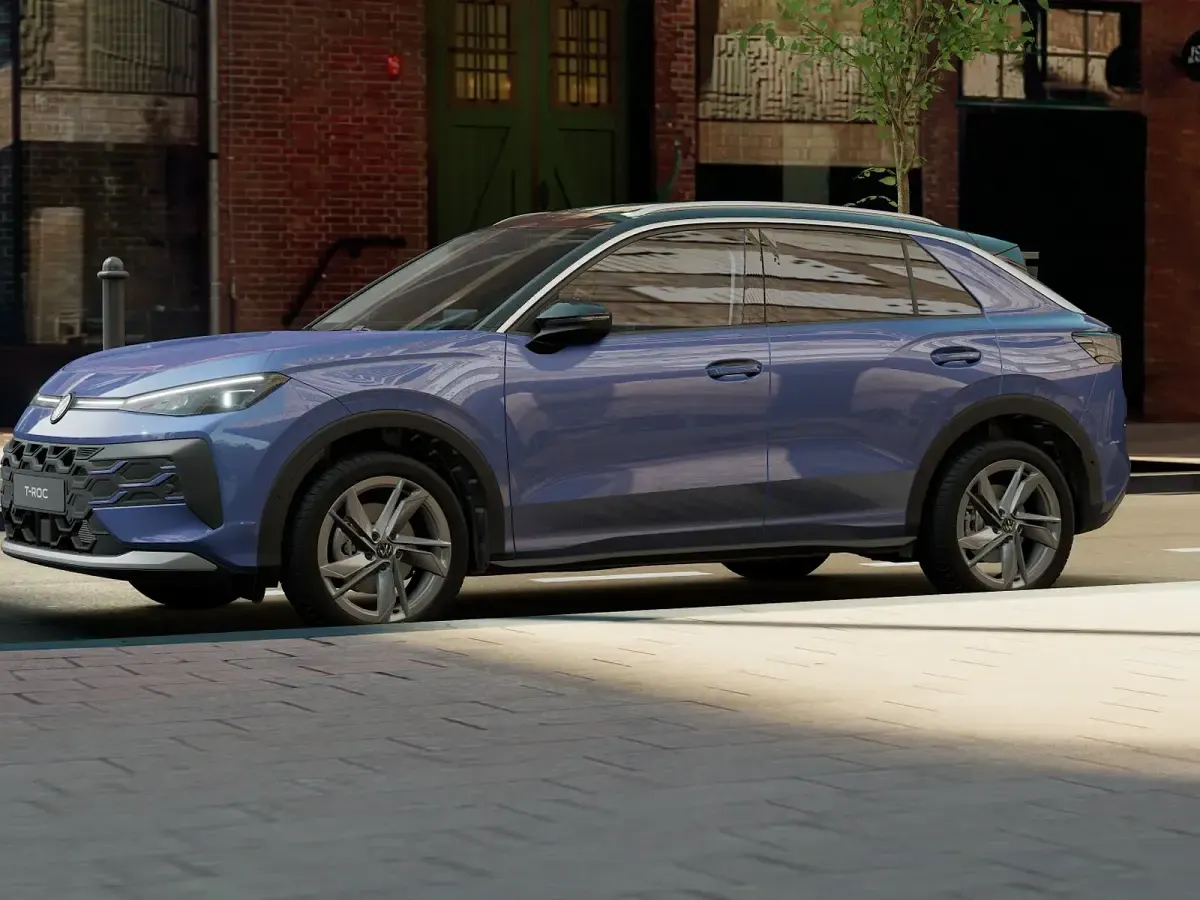 Nuova VW T-Roc Style 150 CV (110 kW) 2026 Celestial blue metallizzato nero SUV