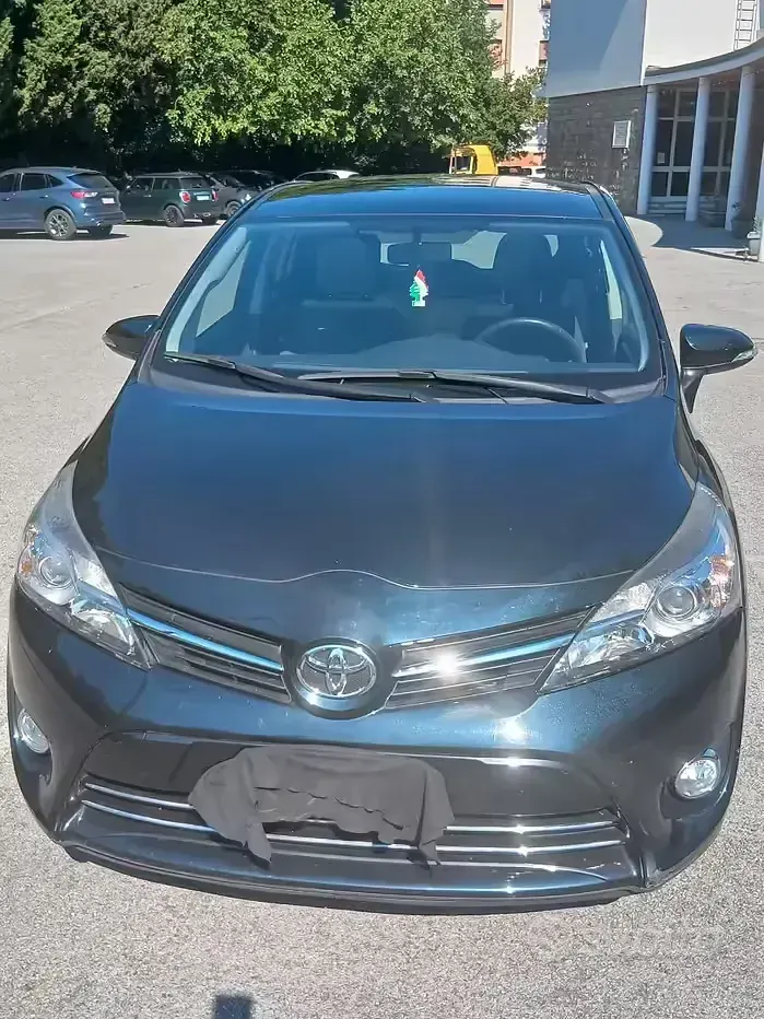 Usata Toyota Verso 132 CV (97 kW) 2016 Monovolume