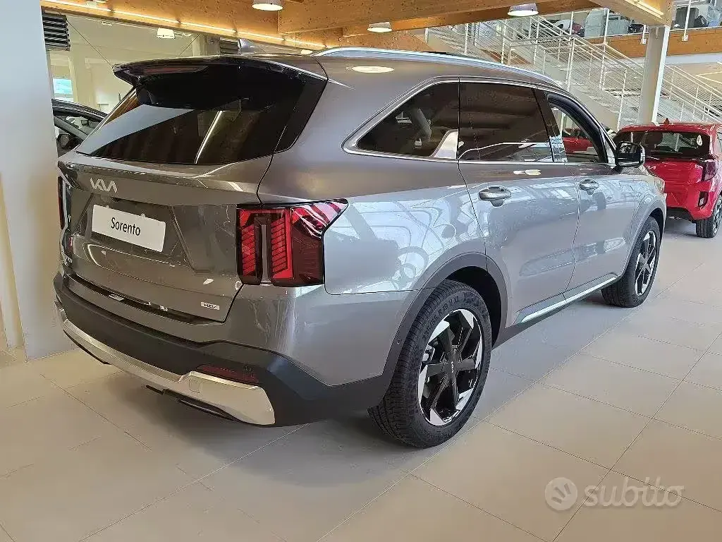 Nuova Kia Sorento 160 CV (117 kW) 2026 Grigio SUV