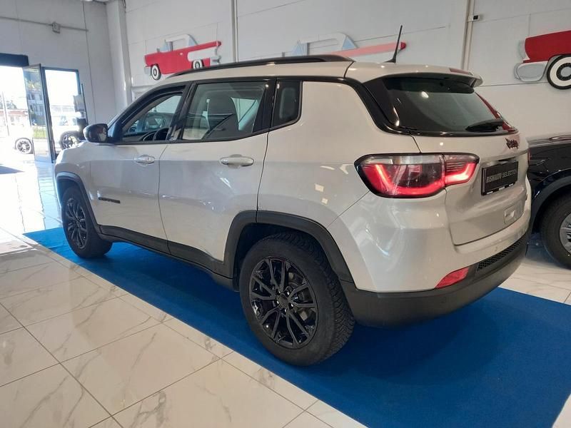 Usata Jeep Compass Night Eagle 131 CV (96 kW) 2021 Argento SUV