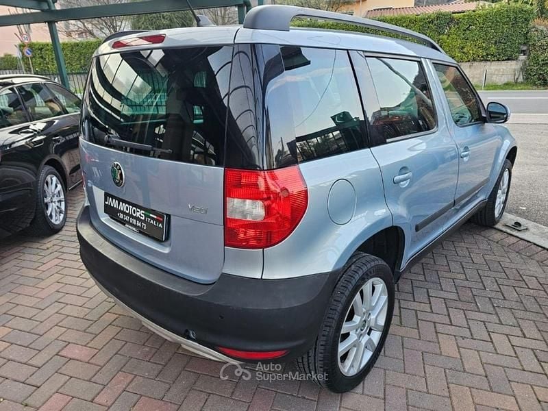Usata Skoda Yeti Experience 105 CV (77 kW) 2010 Grigio metallizzato SUV
