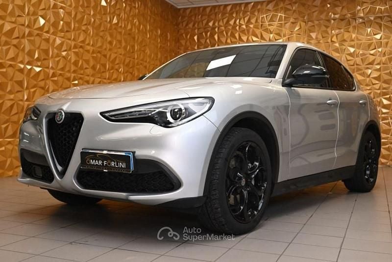 Usata Alfa Romeo Stelvio Executive 190 CV (139 kW) 2020 Argento SUV