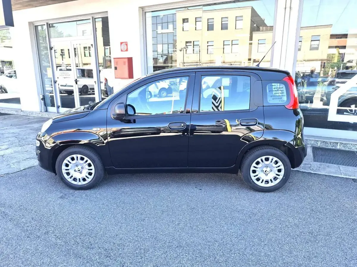 Nuova Fiat Panda Pop 69 CV (50 kW) 2025 Nero Utilitaria