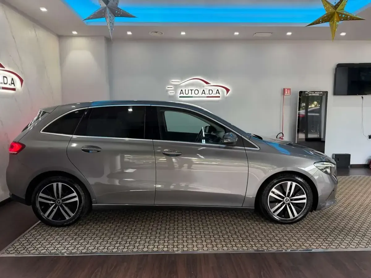 Usata Mercedes B200 Executive 150 CV (110 kW) 2021 Grigio Utilitaria