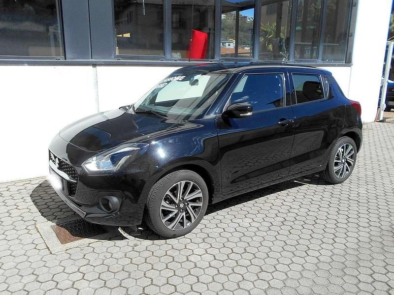 Usata Suzuki Swift 83 CV (61 kW) 2022 Nero Utilitaria