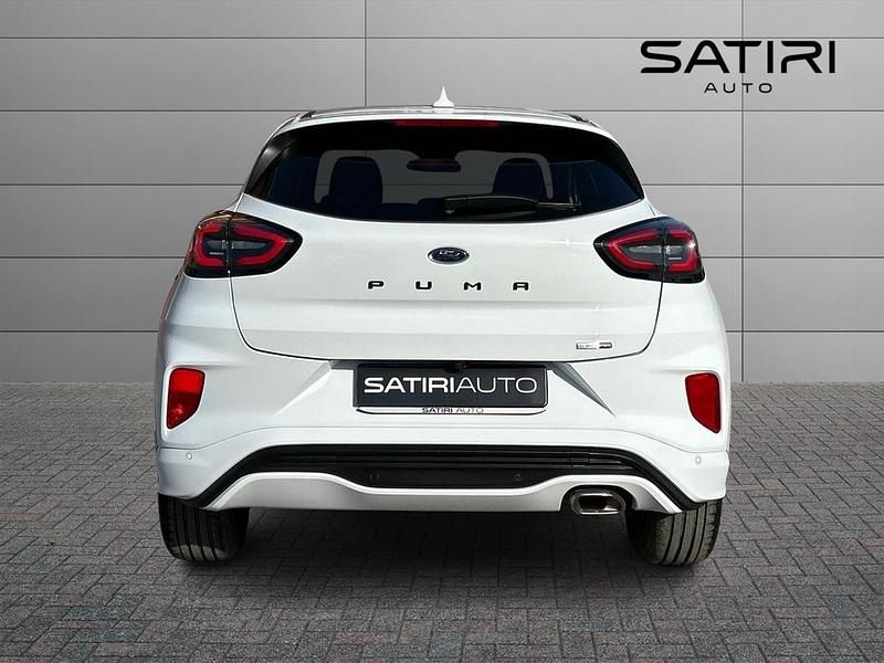 Begagnad Ford Puma ST-Line X 125 HK (91 kW) 2023 Vit SUV