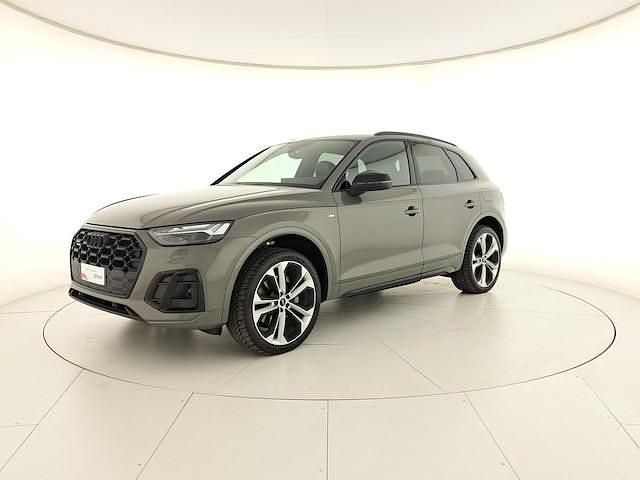 Usata Audi Q5 S-line plus 299 CV (219 kW) 2024 Grigio chronos metallizzato SUV