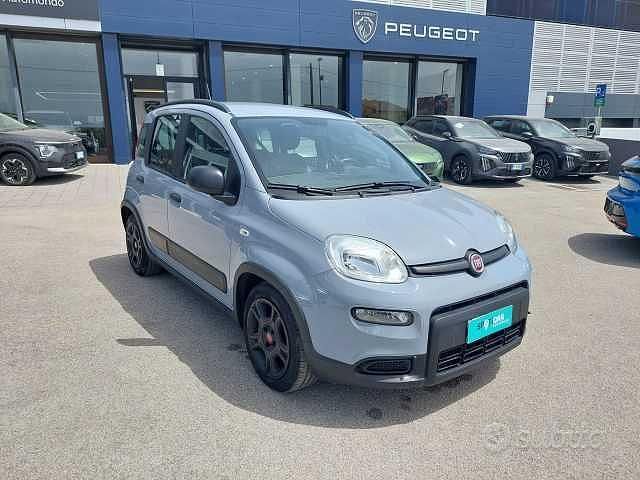 Grigio Usata 2022 Fiat Panda City Life Due volumi | 10.400 € (Buon prezzo) - Immagine 1/4