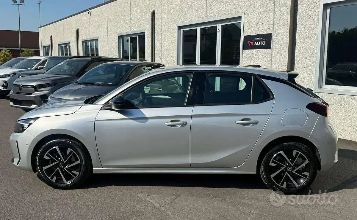 Usata Opel Corsa S 101 CV (74 kW) 2025 Arktis white Utilitaria