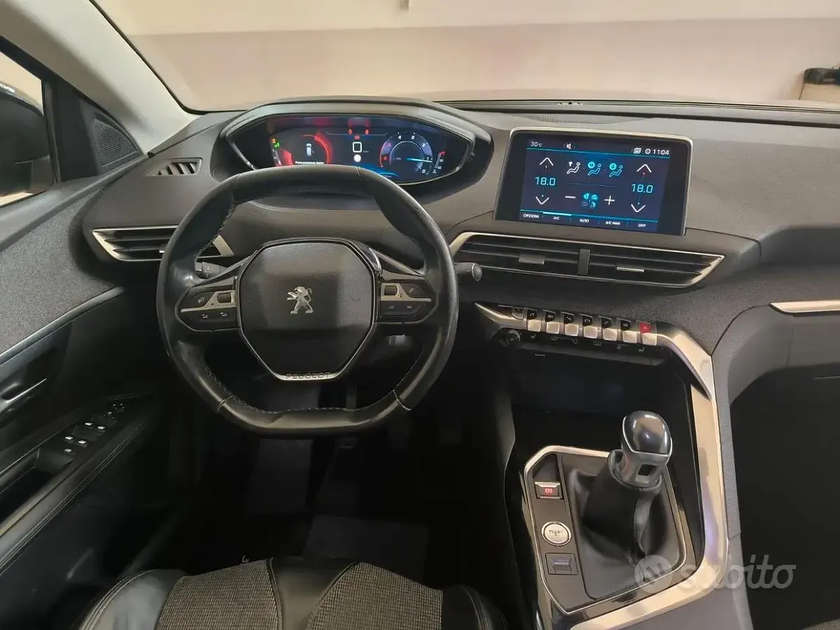 Usata Peugeot 3008 150 CV (110 kW) 2017 Grigio SUV