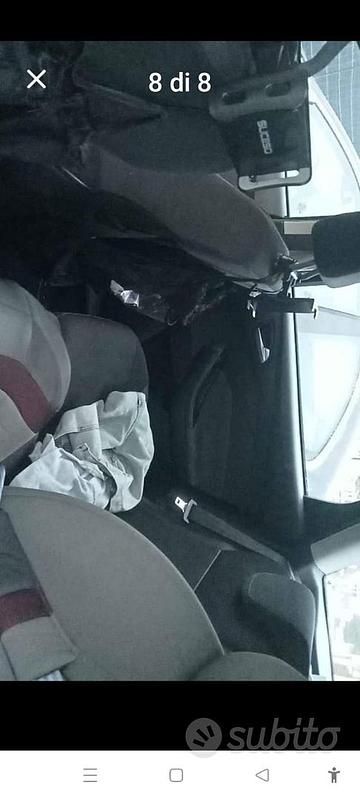 Usata Ford Focus 105 CV (77 kW) 2012 Blu Station wagon