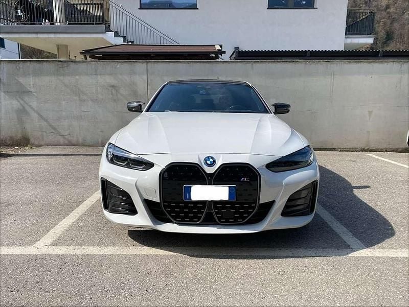 Usata BMW i4 400 kW (544 CV) 2022 Bianco Berlina