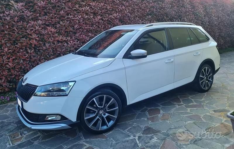 Usata Skoda Fabia ScoutLine 75 CV (55 kW) 2019 Bianco Station wagon