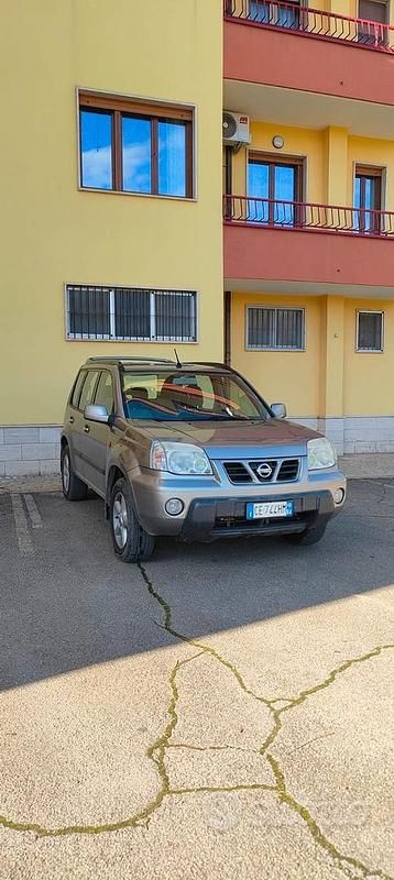 Usata Nissan X-Trail 114 CV (83 kW) 2002 SUV