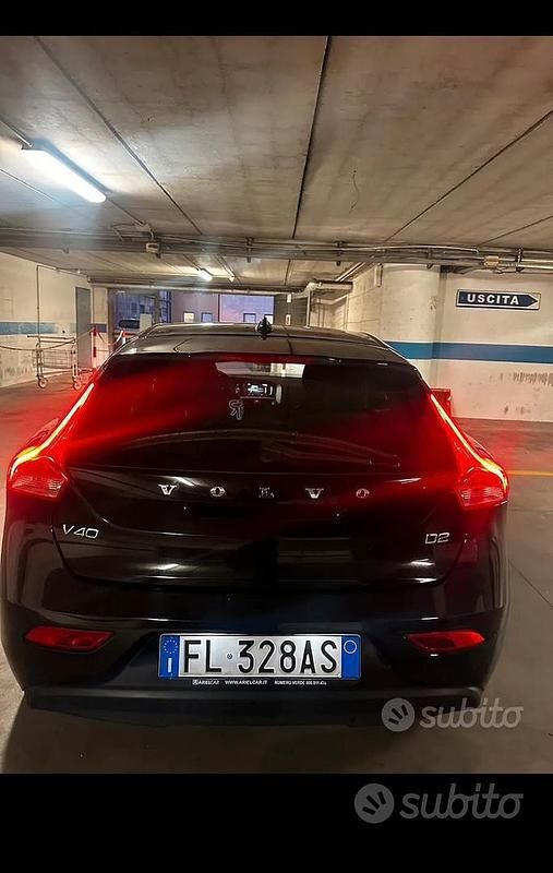 Usata Volvo V40 120 CV (88 kW) 2017 Berlina