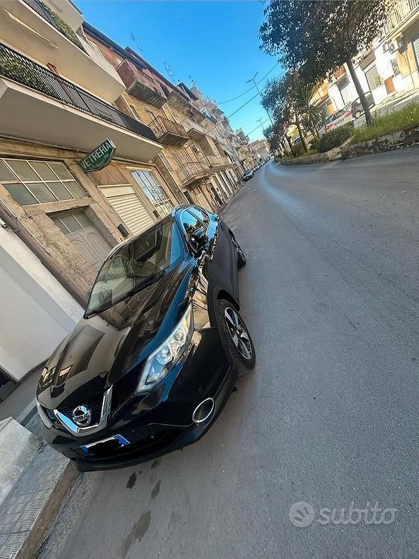 Usata Nissan Qashqai 2015 Nero SUV