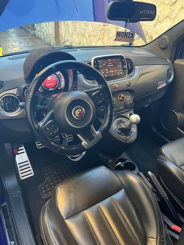 Usata Abarth 595 Turismo 165 CV (121 kW) 2018 Blu/azzurro Utilitaria