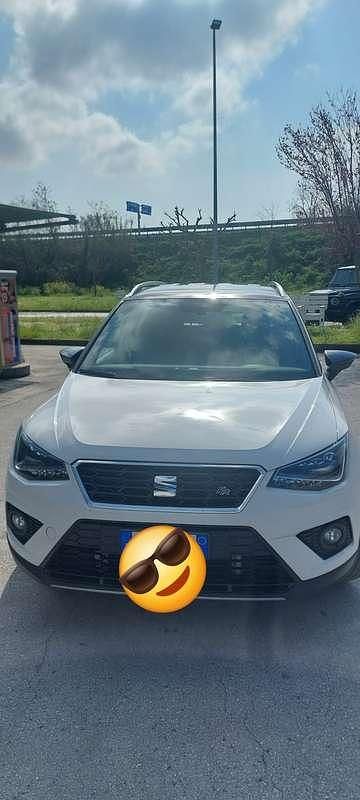 Käytetty Seat Arona FR 90 HP (66 kW) 2020 Valkoinen Katumaasturi
