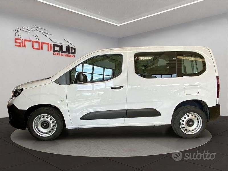 Nuova Opel Combo Life Edition 100 CV (73 kW) 2025 Bianco Monovolume