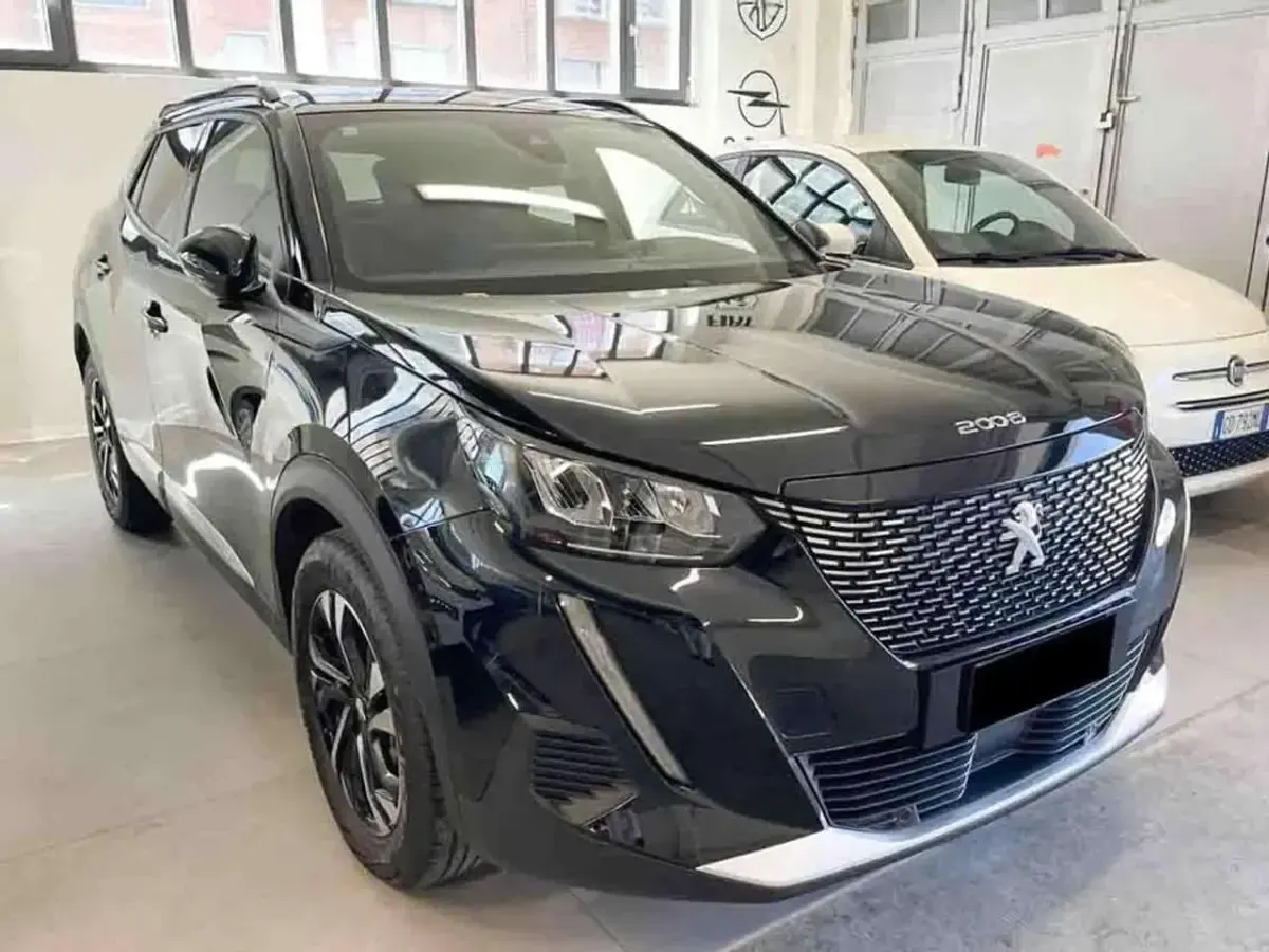 Occasion Peugeot 2008 Allure 131 ch (96 kW) 2023 Noir SUV