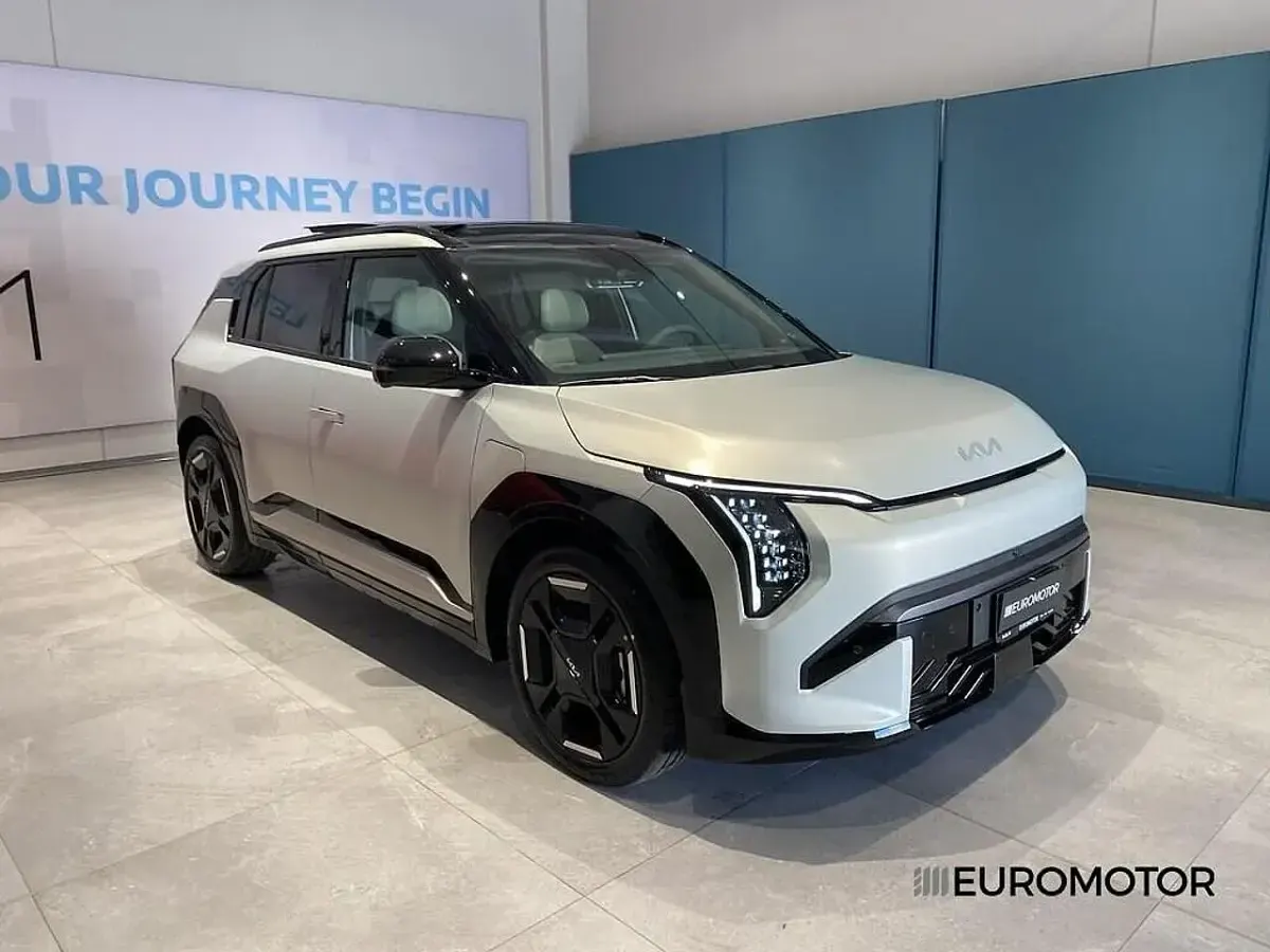 Nuova Kia EV3 GT-Line 194 kW (265 CV) 2026 Beige SUV
