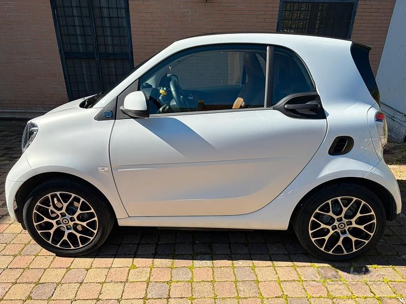 Usata Smart ForTwo Electric Drive Prime 41 kW (56 CV) 2023 Bianco