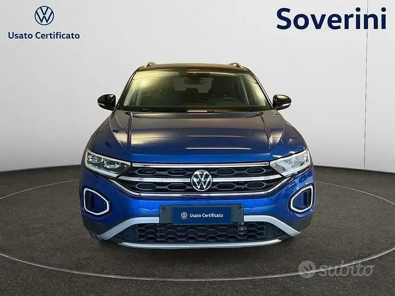 Usata VW T-Roc Style 116 CV (85 kW) 2023 Blu SUV
