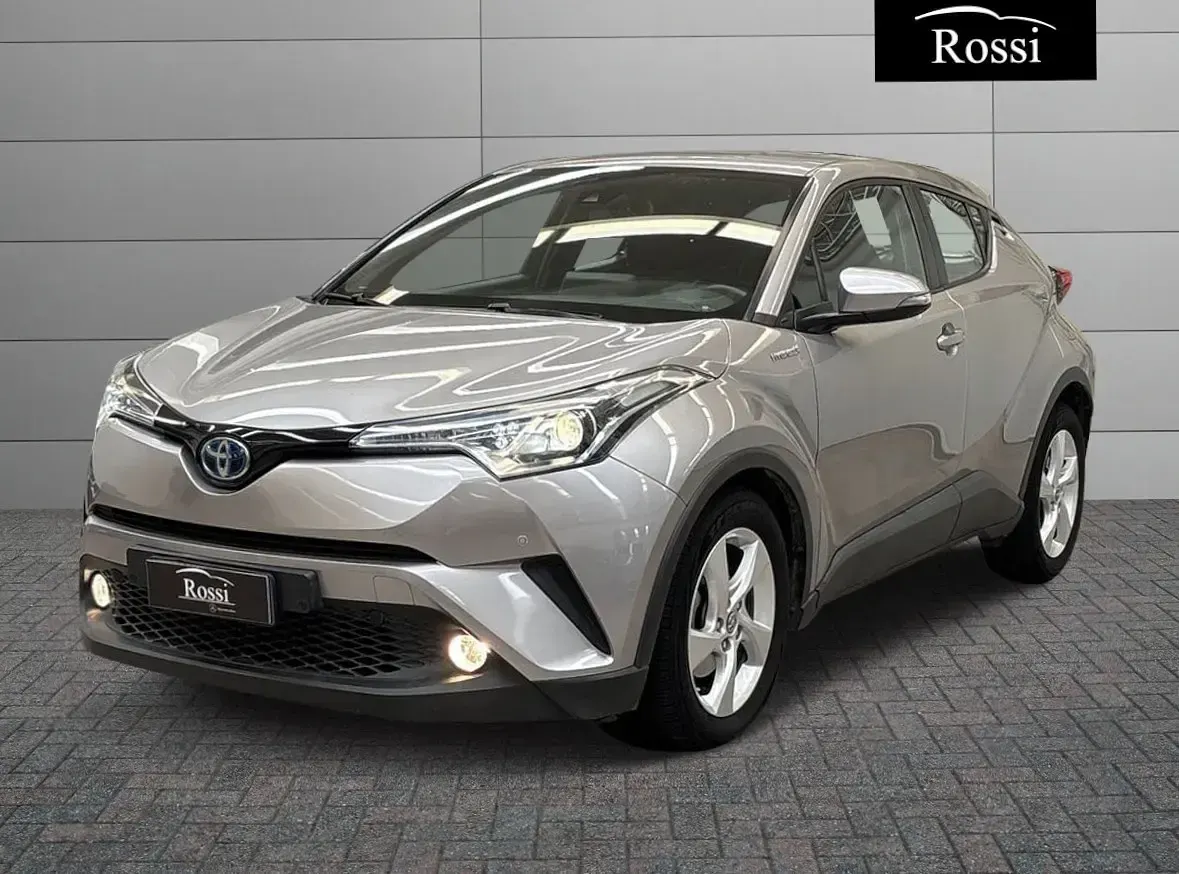 Second-hand Toyota C-HR Active 98 CP (72 kW) 2019 SUV