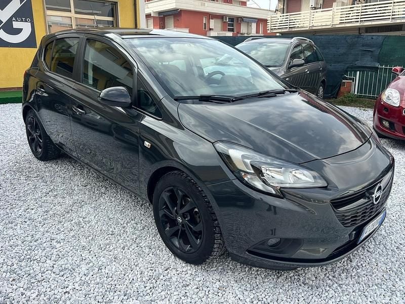 Usata Opel Corsa Innovation 90 CV (66 kW) 2017 Nero Berlina