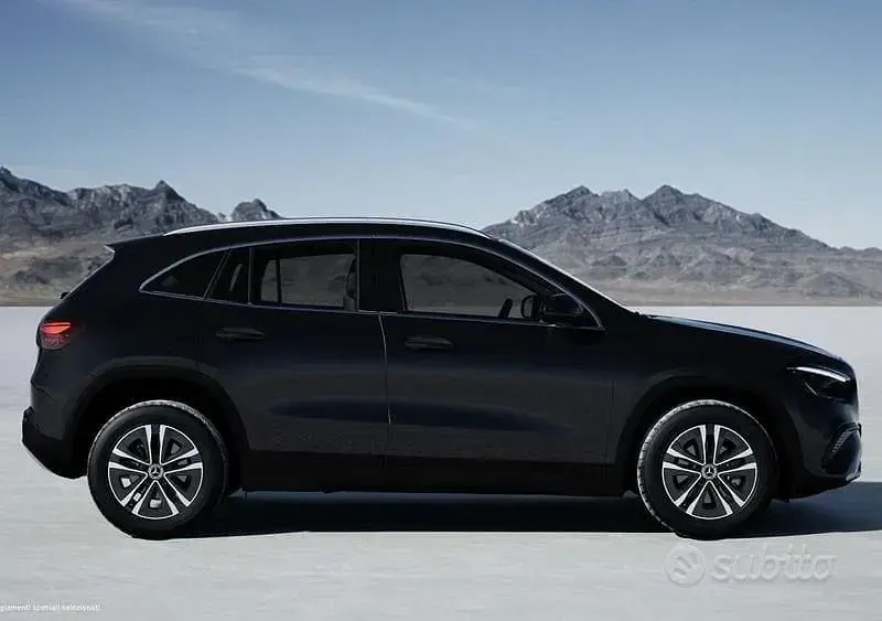 Nuova Mercedes GLA180 Executive 136 CV (100 kW) 2026 Nero SUV