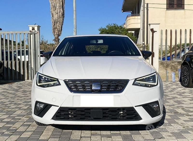 Usata Seat Ibiza XCELLENCE 95 CV (69 kW) 2020 Bianco Utilitaria