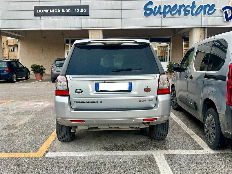 Usata Land Rover Freelander 2 SE 190 CV (139 kW) 2012 Grigio SUV