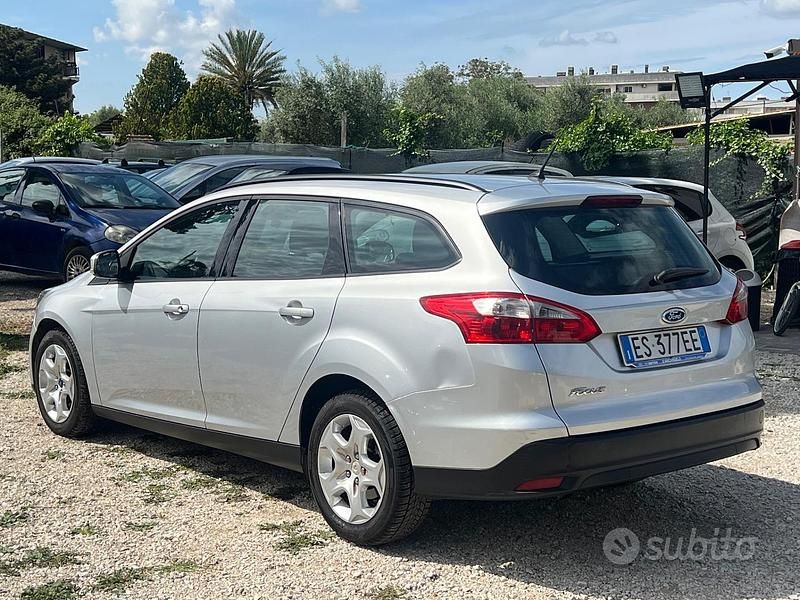 Brugt Ford Focus Titanium 116 HK (85 kW) 2013 Grå Stationcar