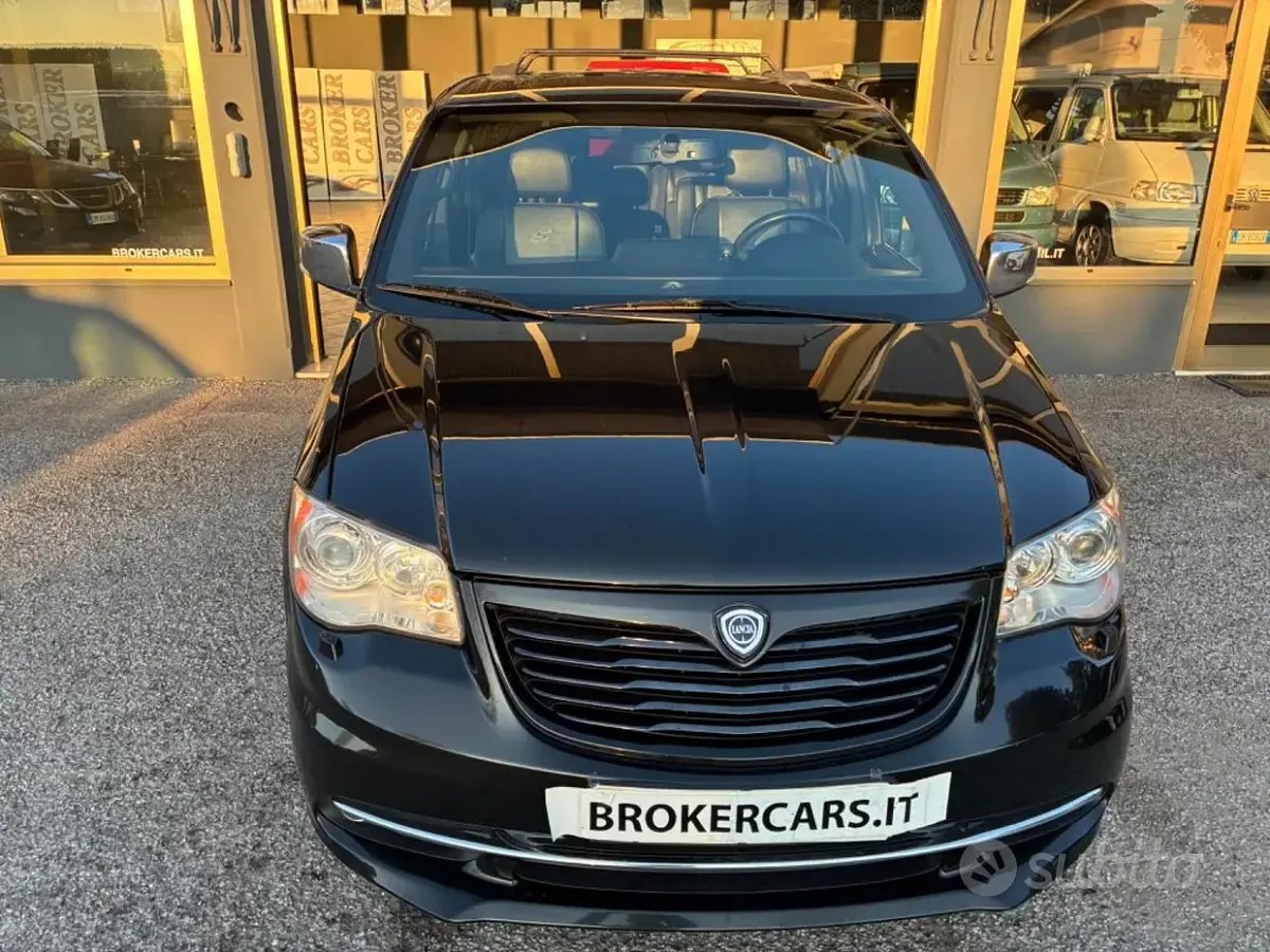 Usata Lancia Voyager S 177 CV (130 kW) 2015 Nero Monovolume