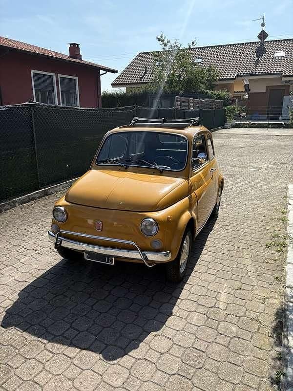 Usata Fiat 500 Lusso 18 CV (13 kW) 1970 Giallo Utilitaria